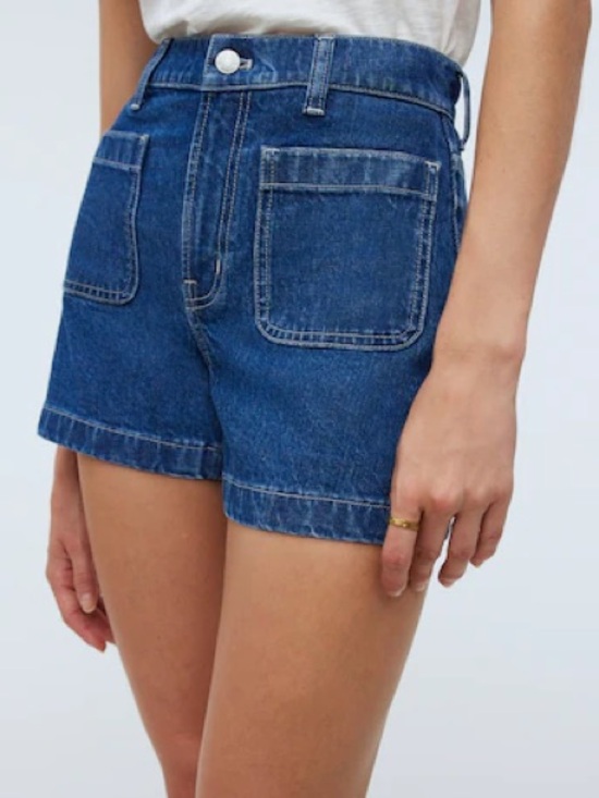Wilfred Pants - Aritzia Wilfred Free Jeans Denim Patch Pocket Mini Shorts (Size 2)